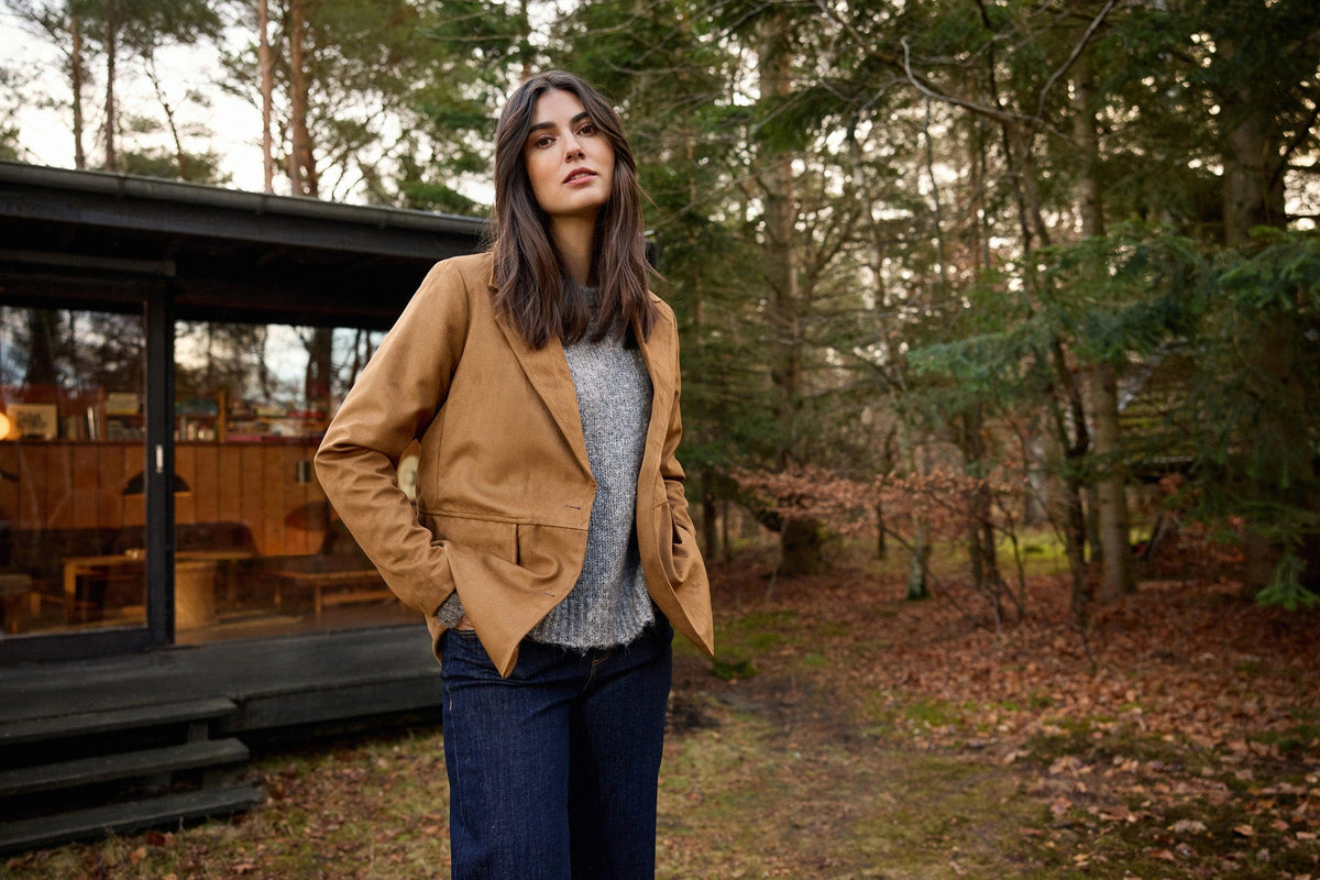 The College Look:  From Preppy Classics to Modern silhouettes