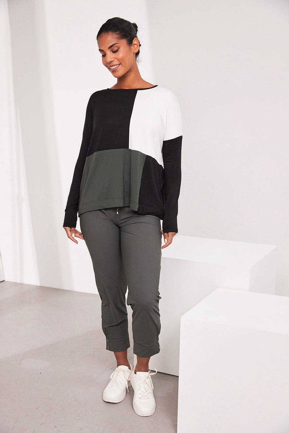 NAYA Tech Popper Trouser