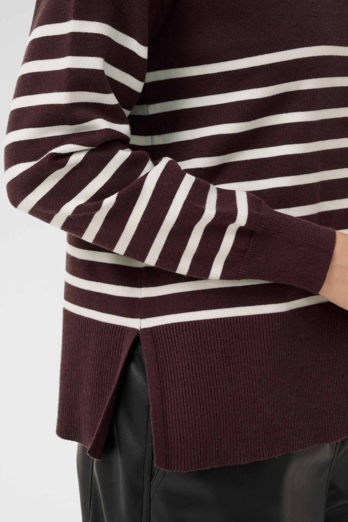 KAFFE Stripe Side Split Knit