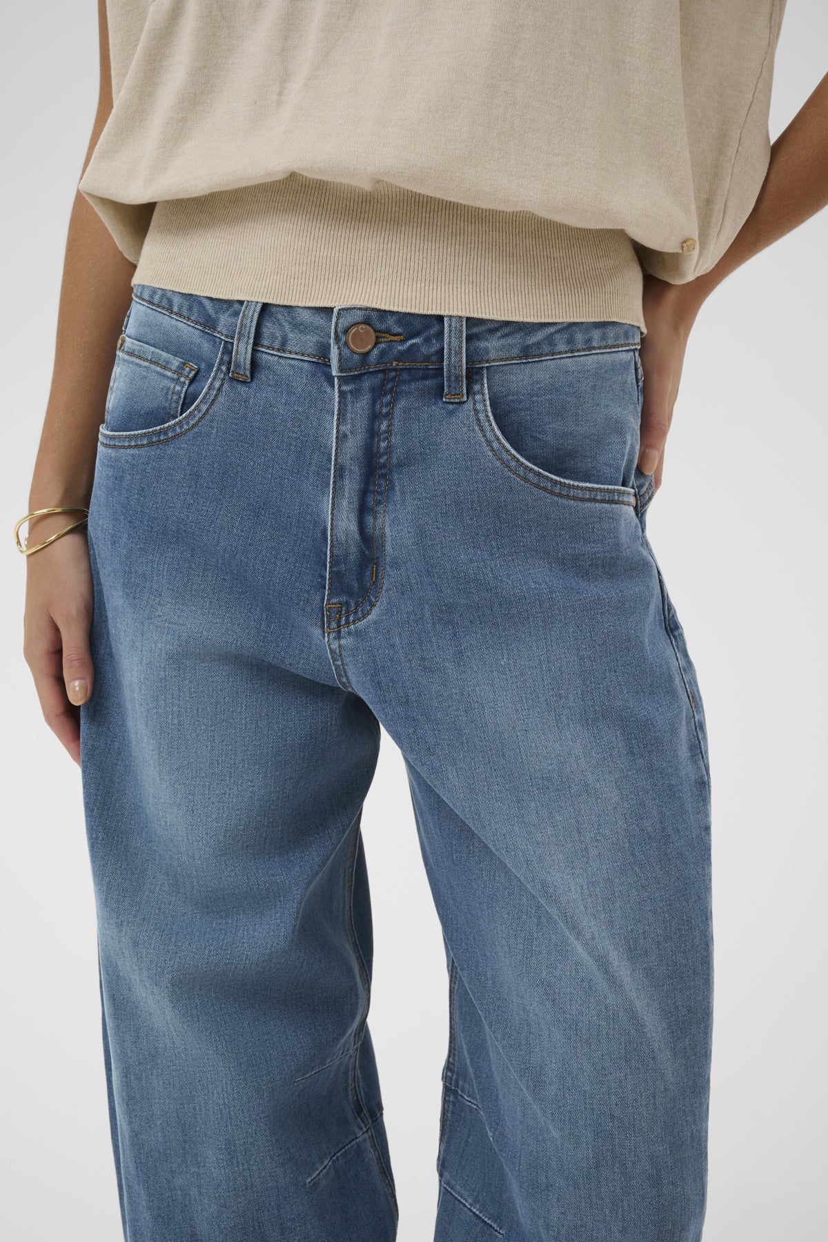 Cream Barrel Jean