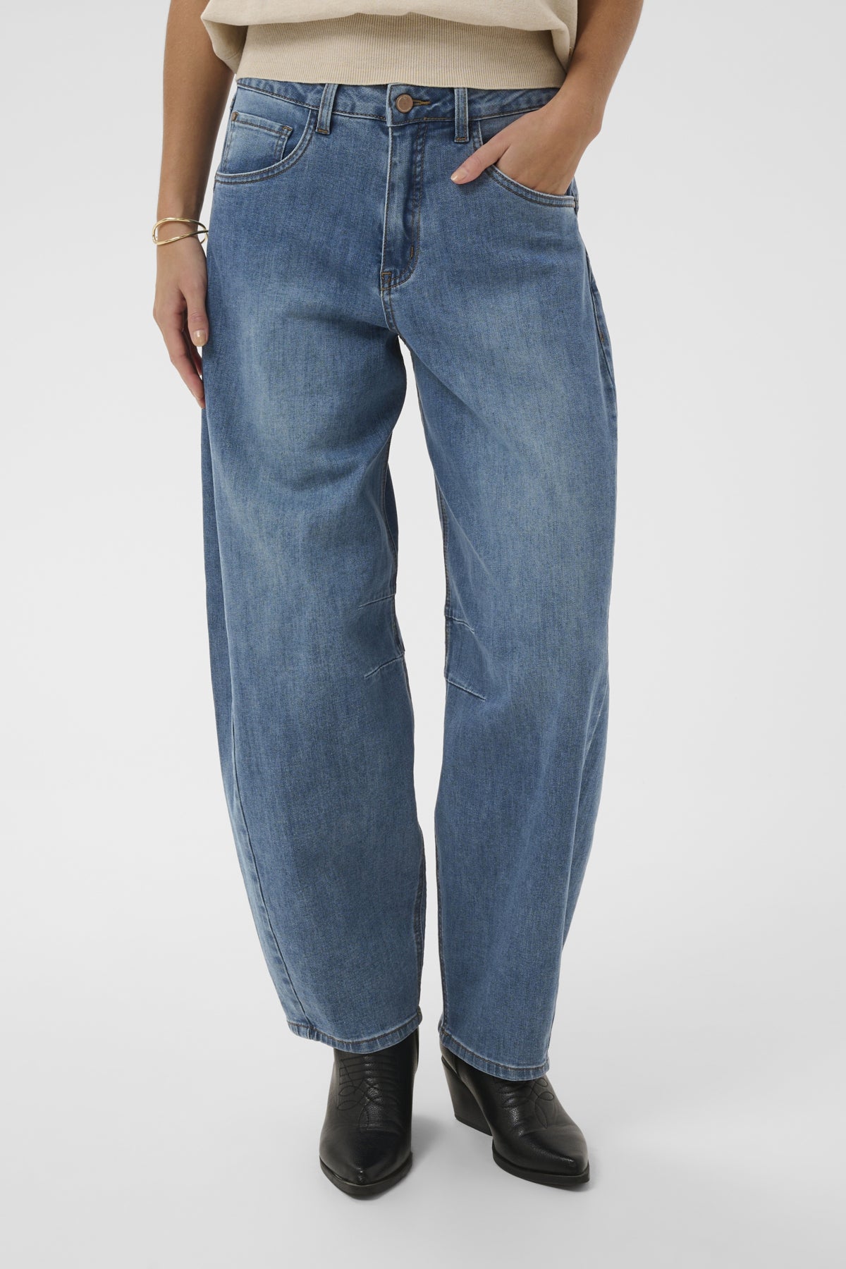 Cream Barrel Jean