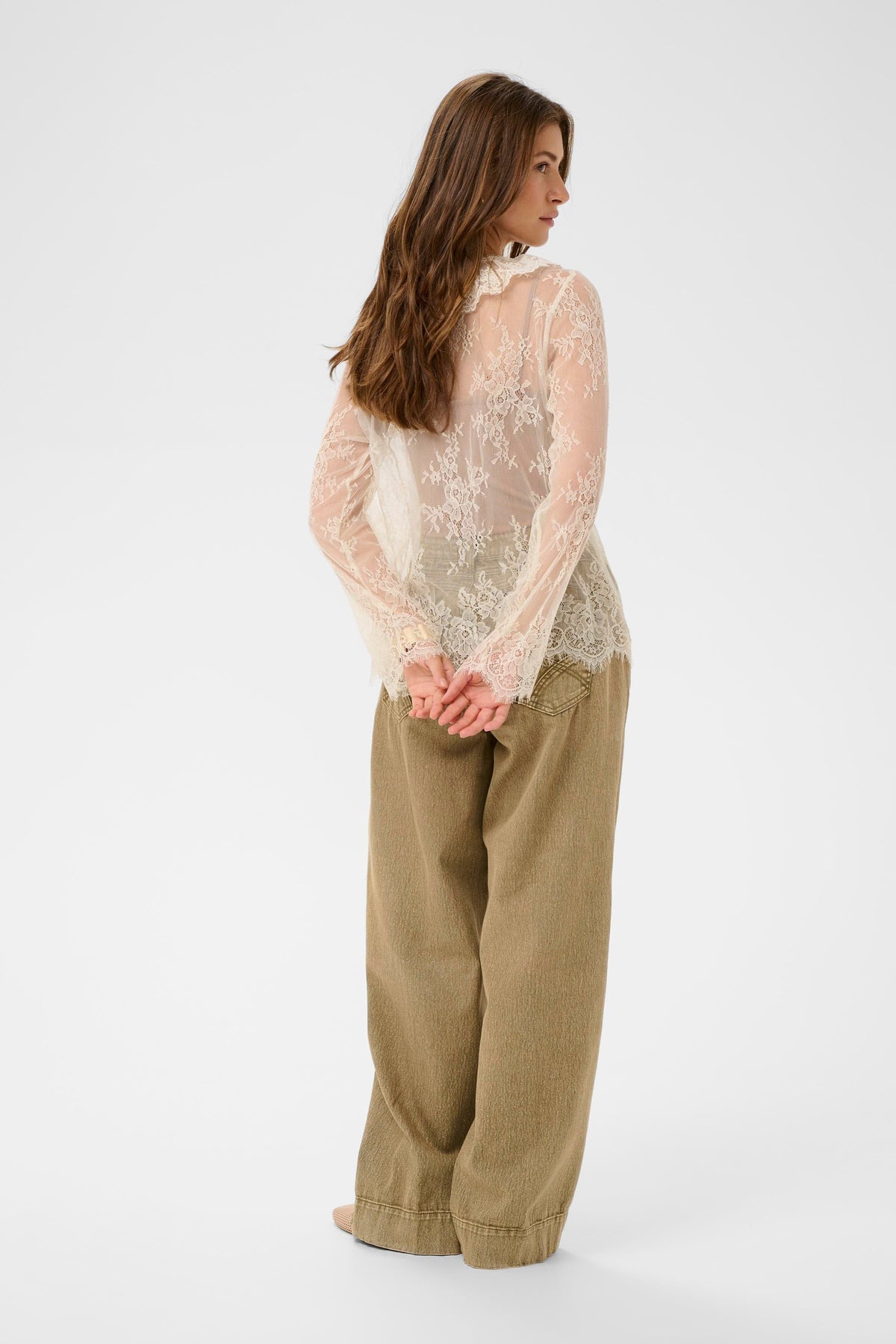 CREAM Ruffle Blouse