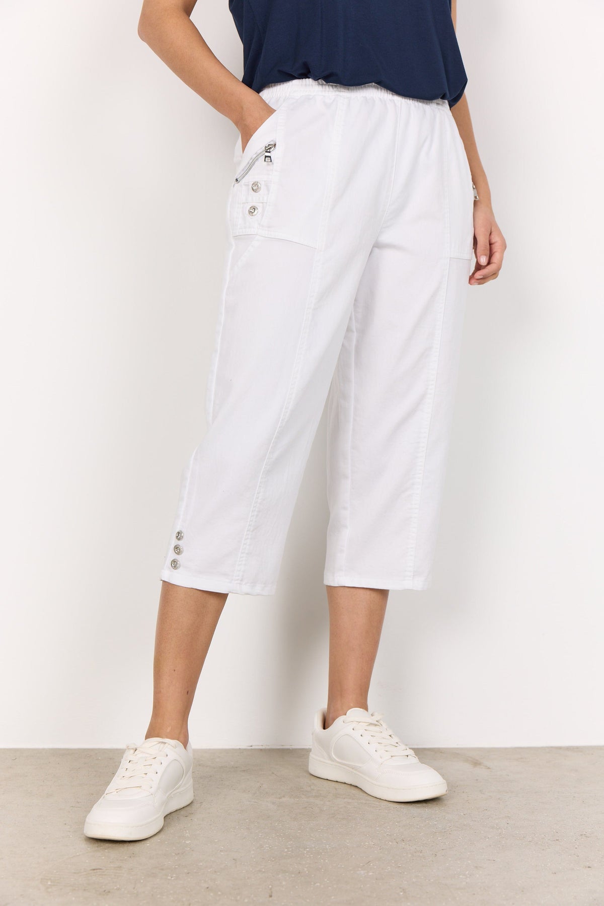 Soyaconcept Three Button Crop Trouser