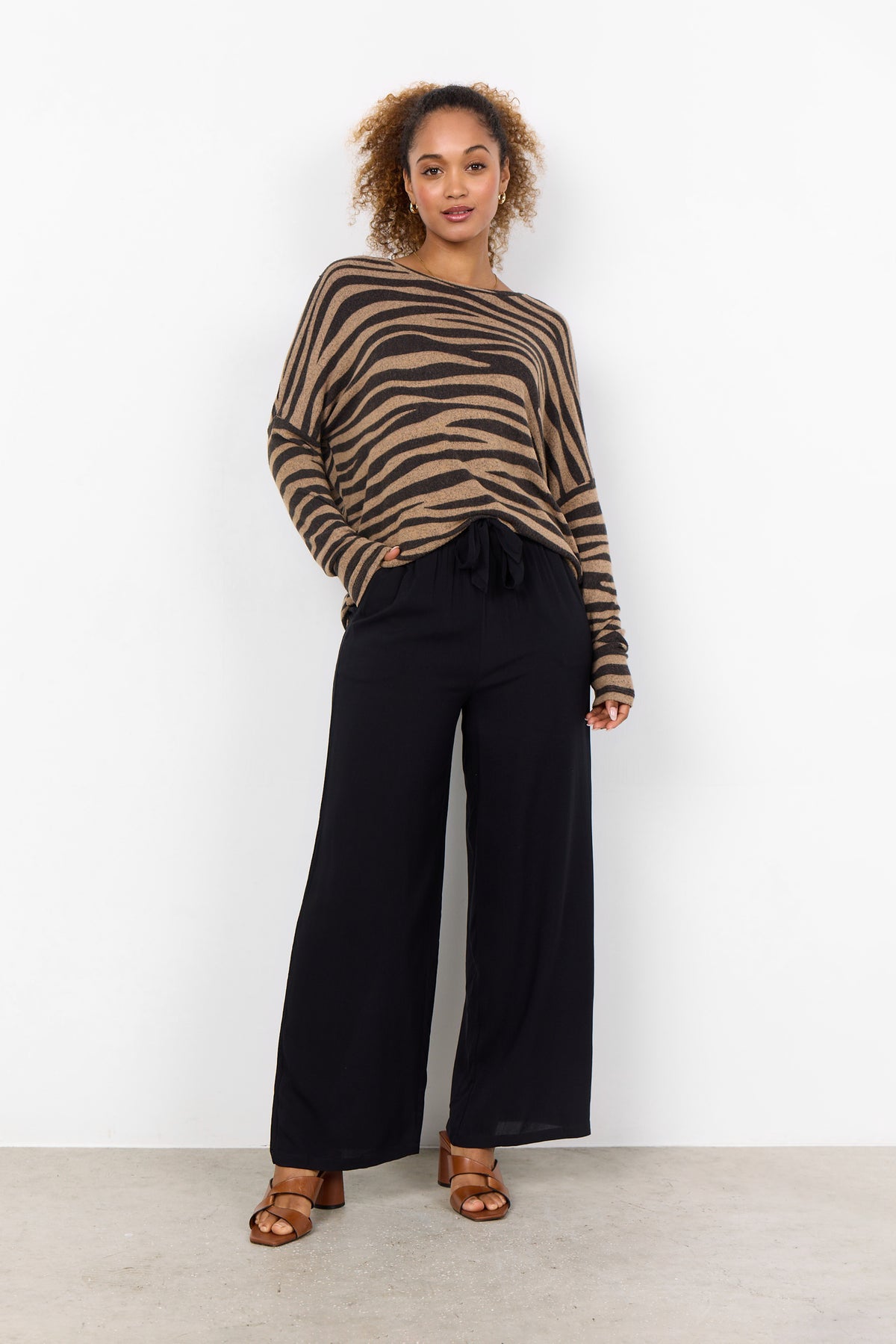 Soyaconcept Animal Print Long Sleeve Fleece Top