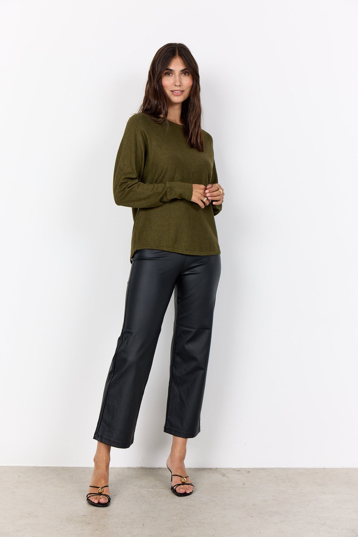 Soyaconcept Button Back Knit