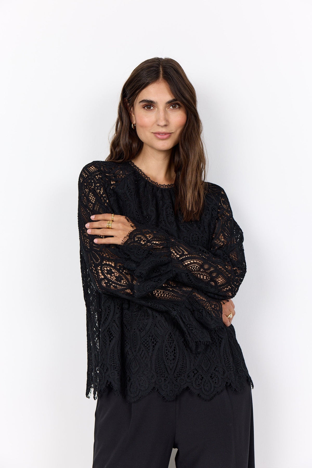 Soyaconcept Scalloped Sleeve Top