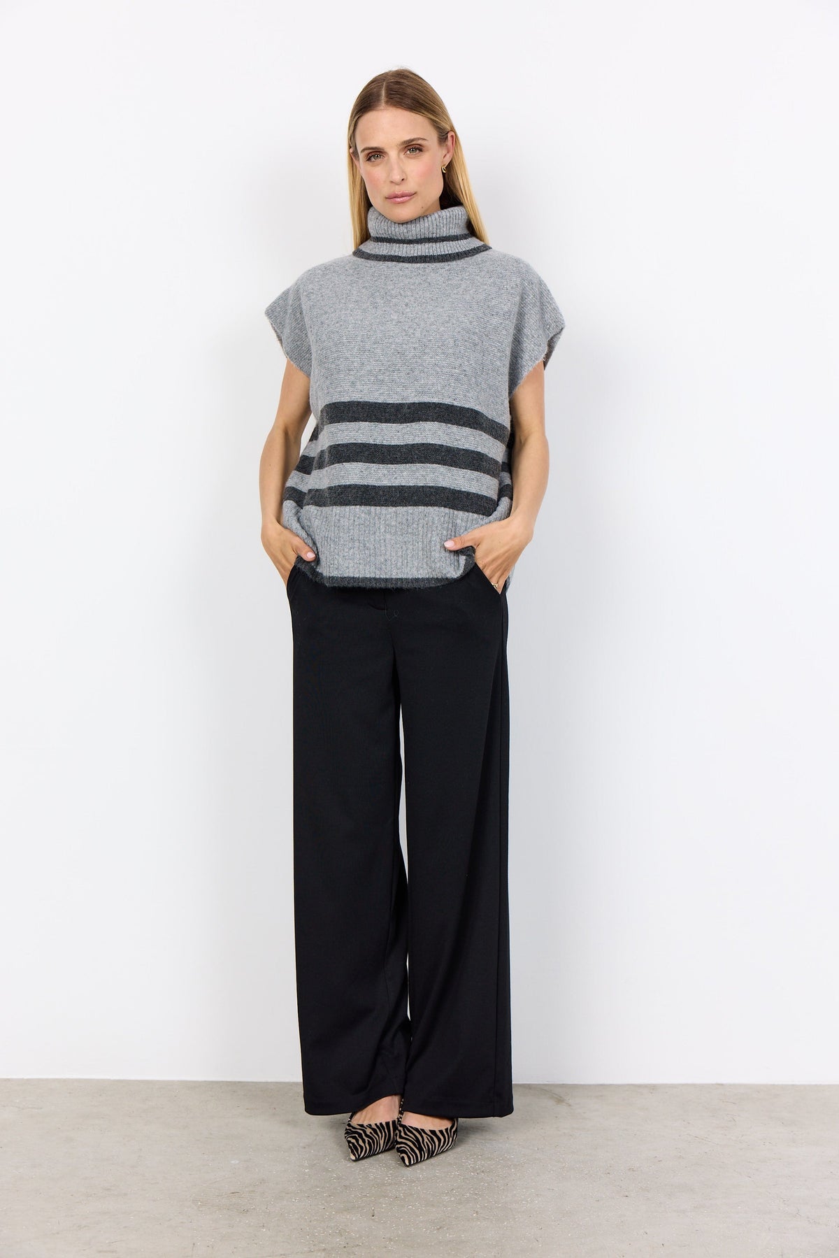 Soyaconcept Turtle Knit Poncho Top