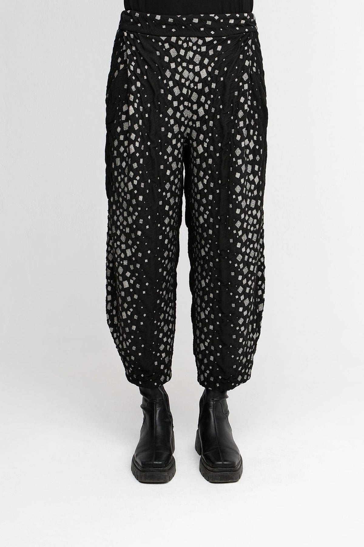 OZAI N KU Square Print Trouser