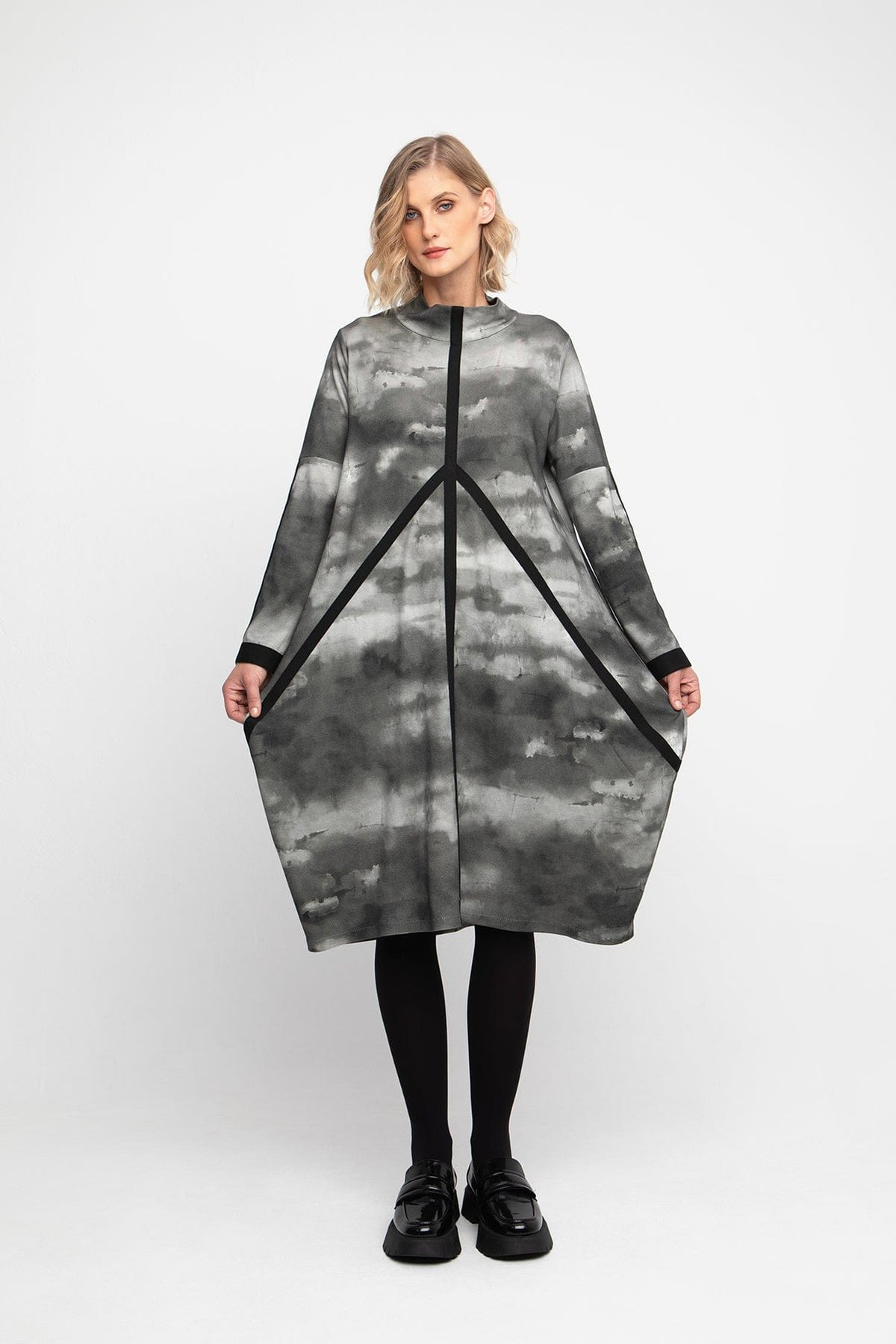 OZAI N KU Cloud Print Dress