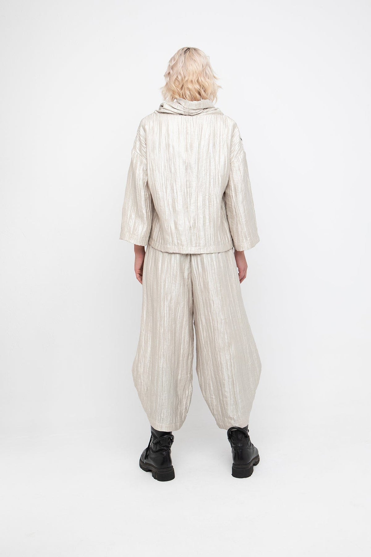 OZAI N KU Foil Trouser