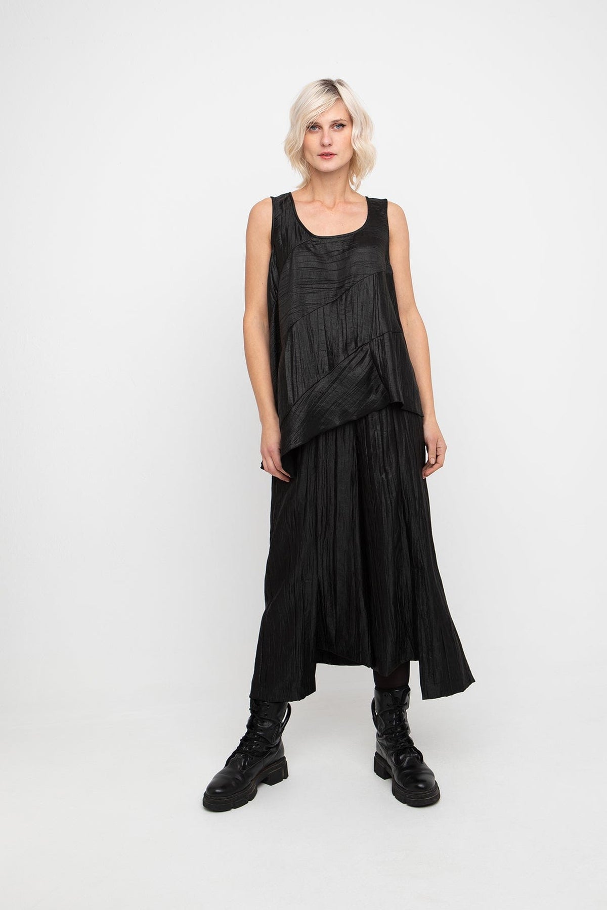 OZAI N KU Crinkle Top