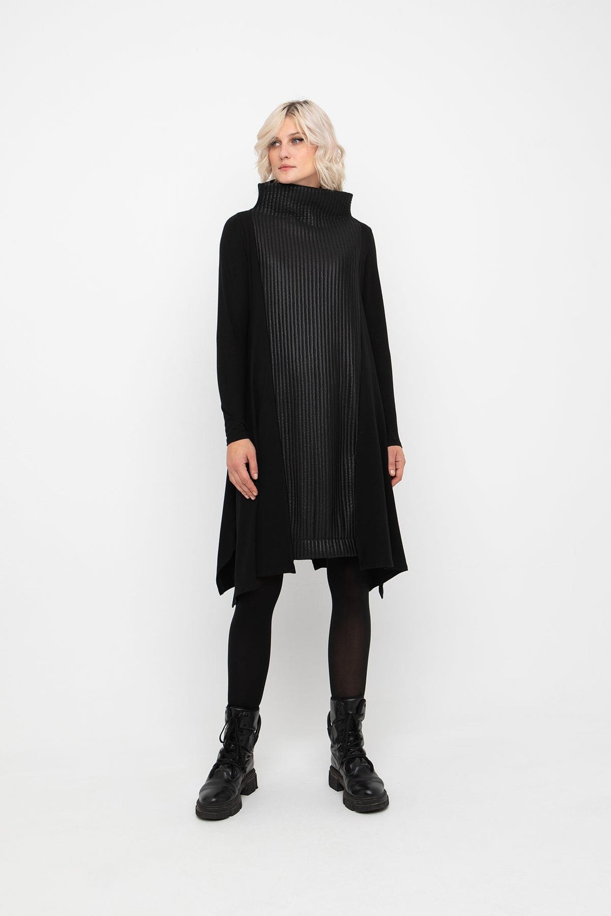 OZAI N KU Satin Rib Dress