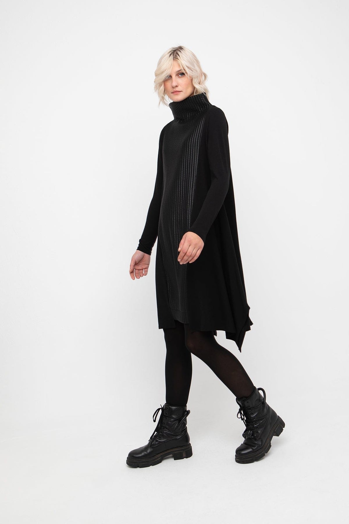 OZAI N KU Satin Rib Dress