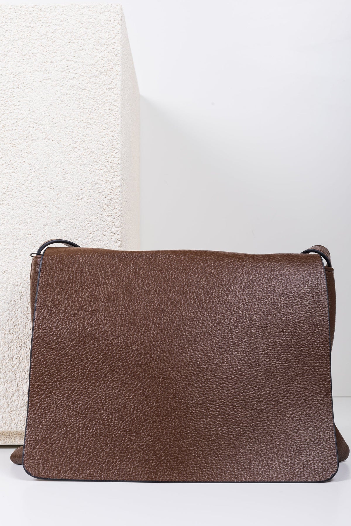 Cattleya Mail Bag