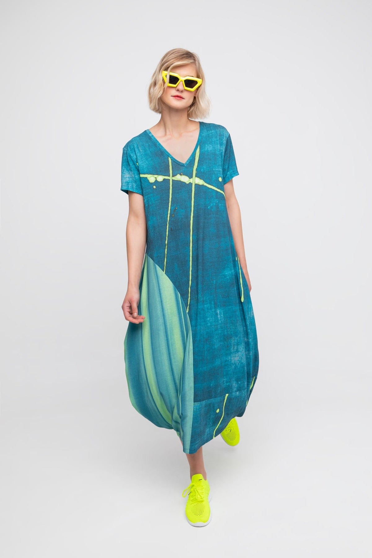 OZAI N KU  Abstract print dress