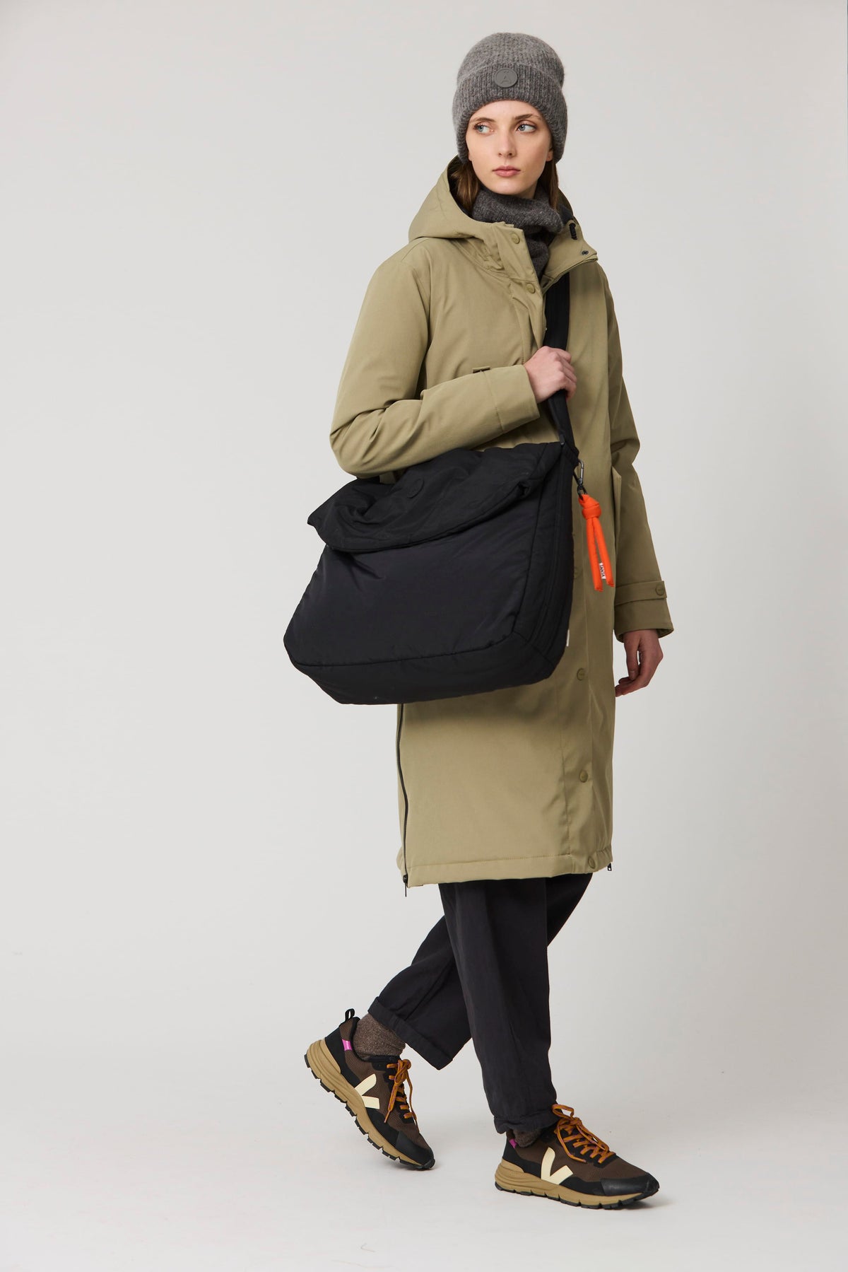 TANTÄ Large Waterproof Mailbag