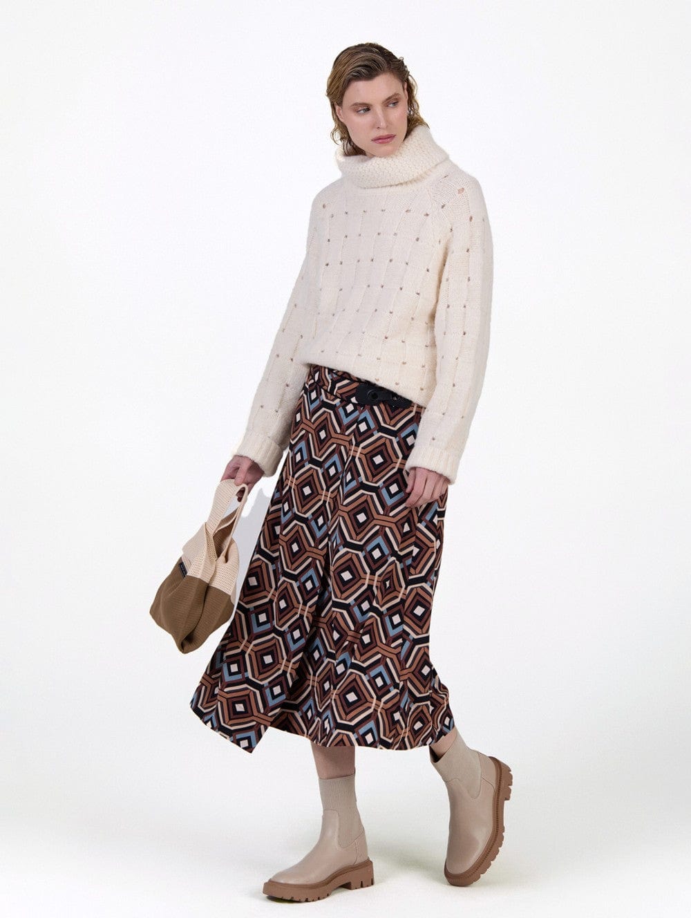 Skatie Woven Square Print Knit