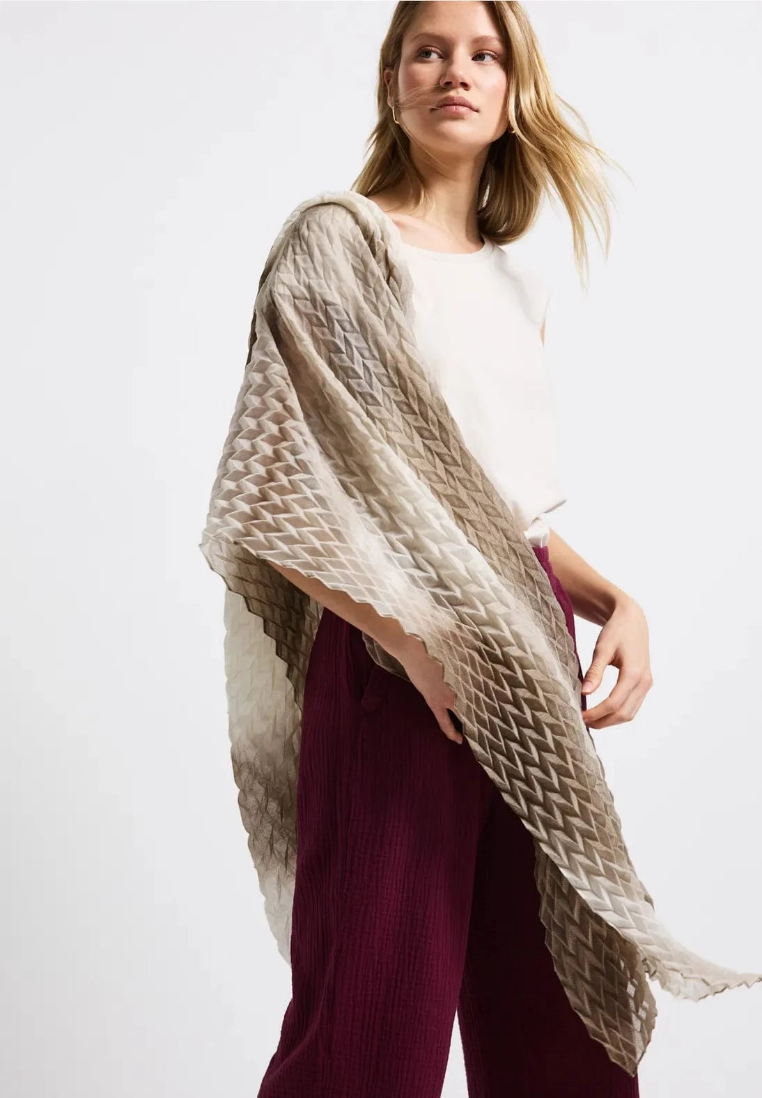 Street One Pleat Scarf