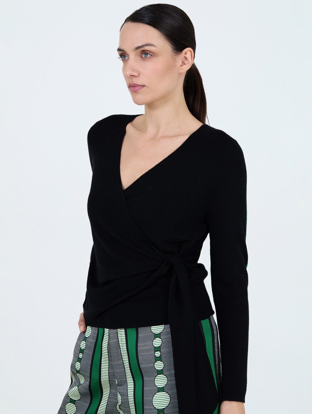 Skatie Ballet Wrap Knit With Piping