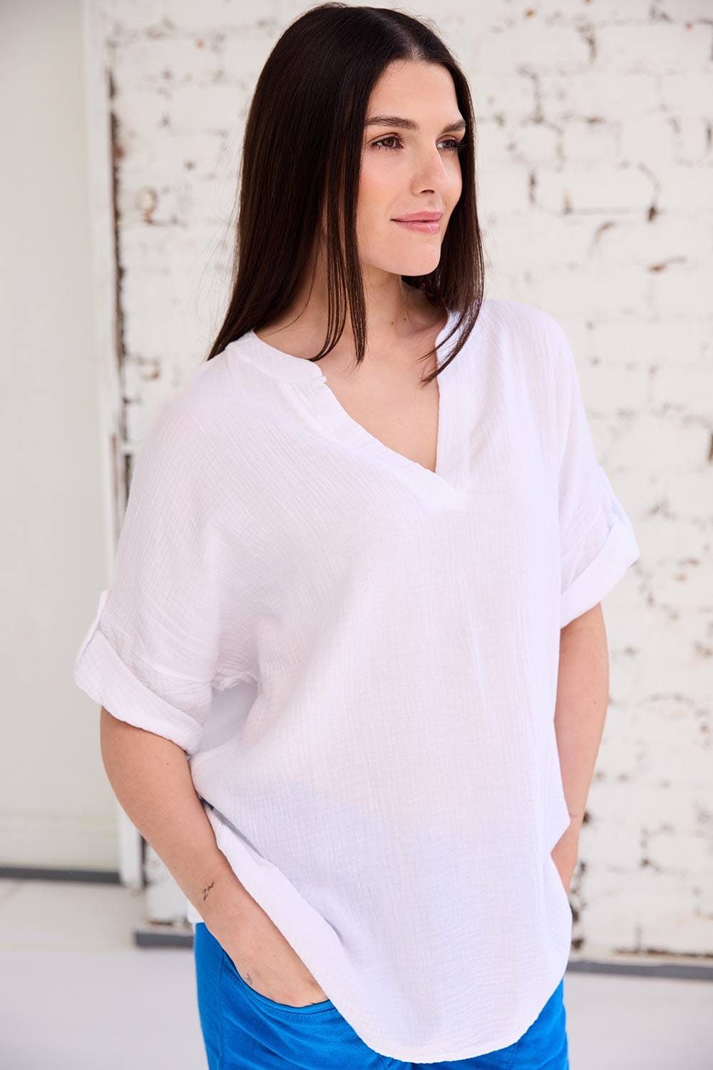 ART Crinkle Roll Sleeve Top