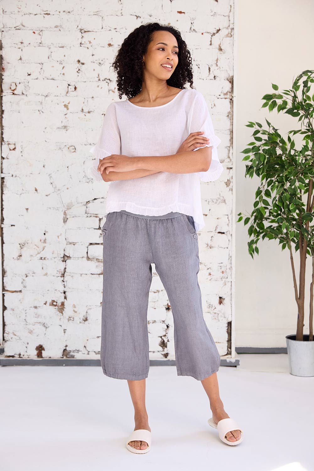 ART Ruched End Crop Trouser