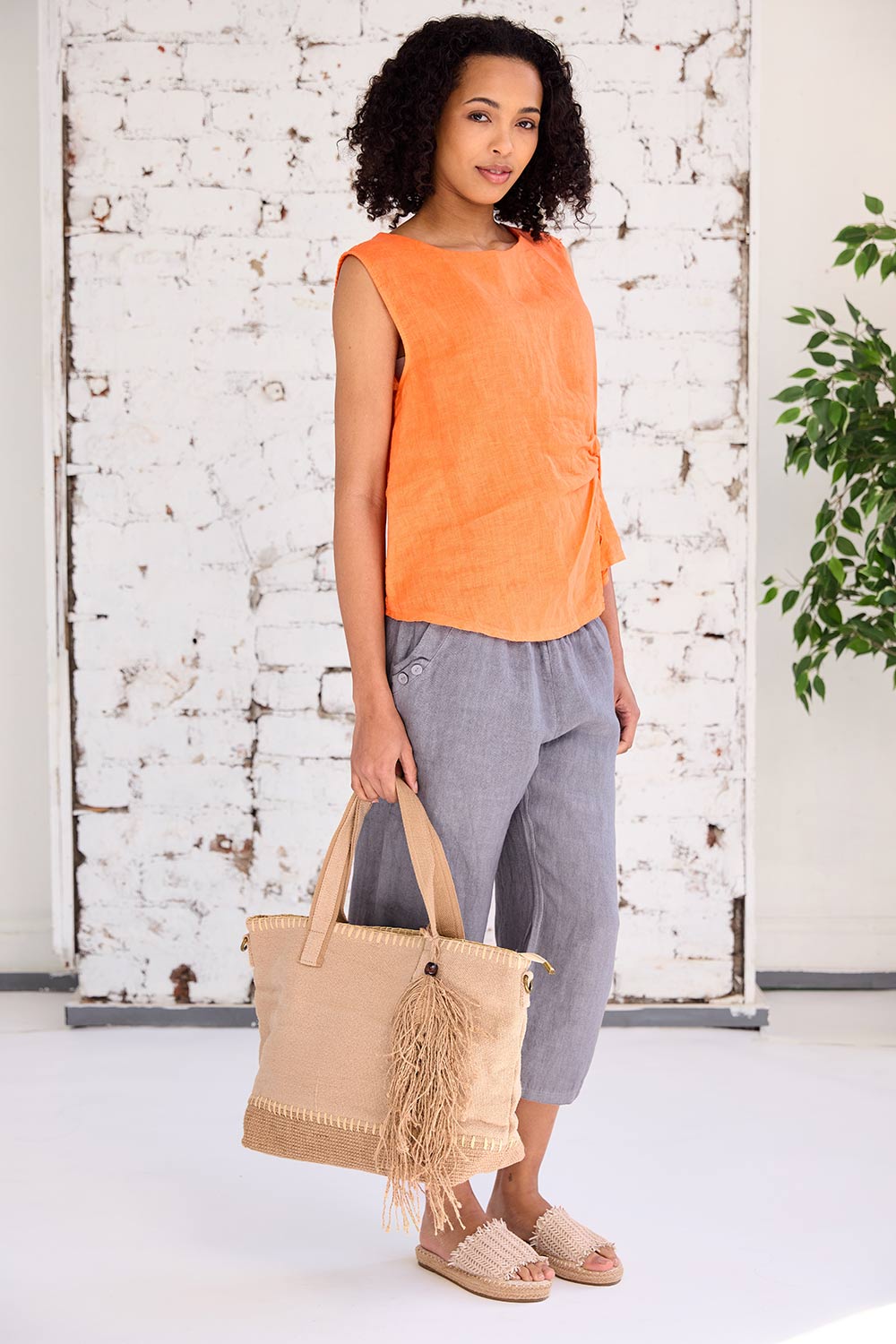 ART Side Pinktuck Top