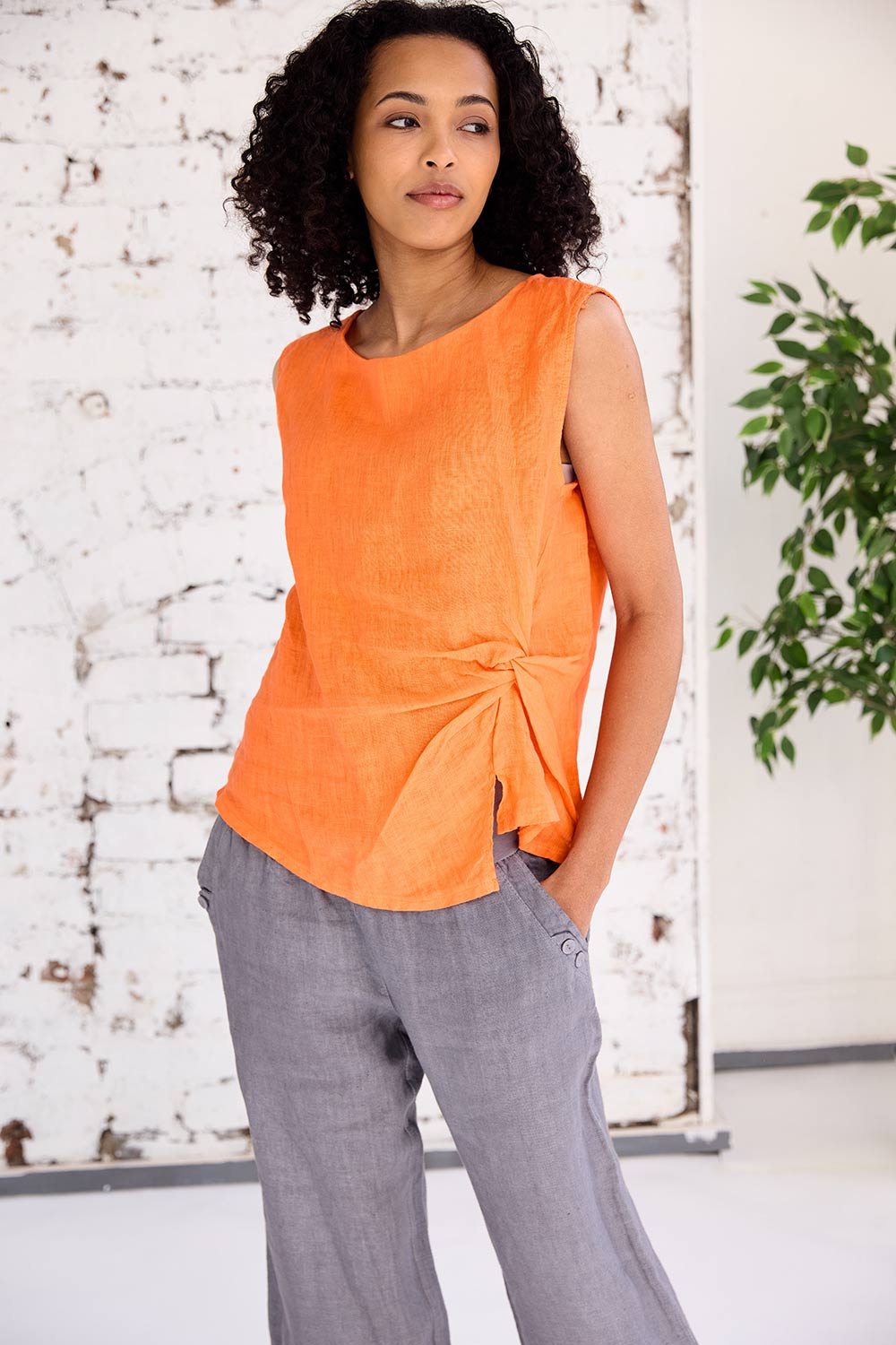 ART Side Pinktuck Top