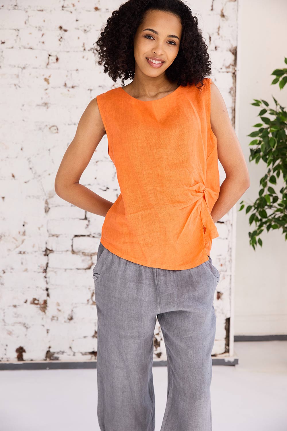 ART Side Pinktuck Top