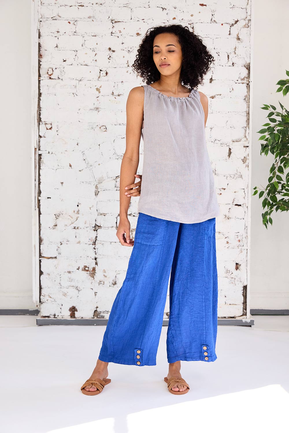 ART Drawstring Sleeveless Top