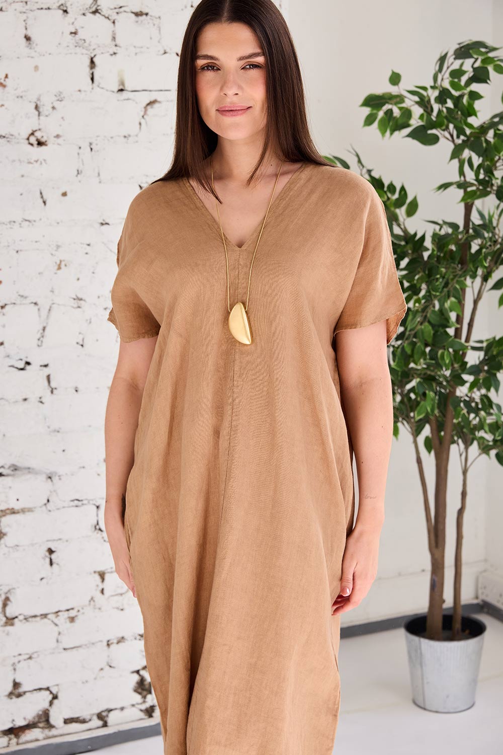 ART V-Neck Sleeveless Dress