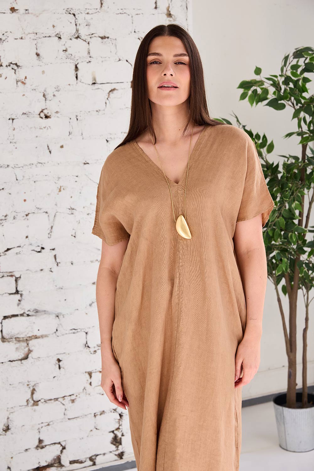 ART V-Neck Sleeveless Dress