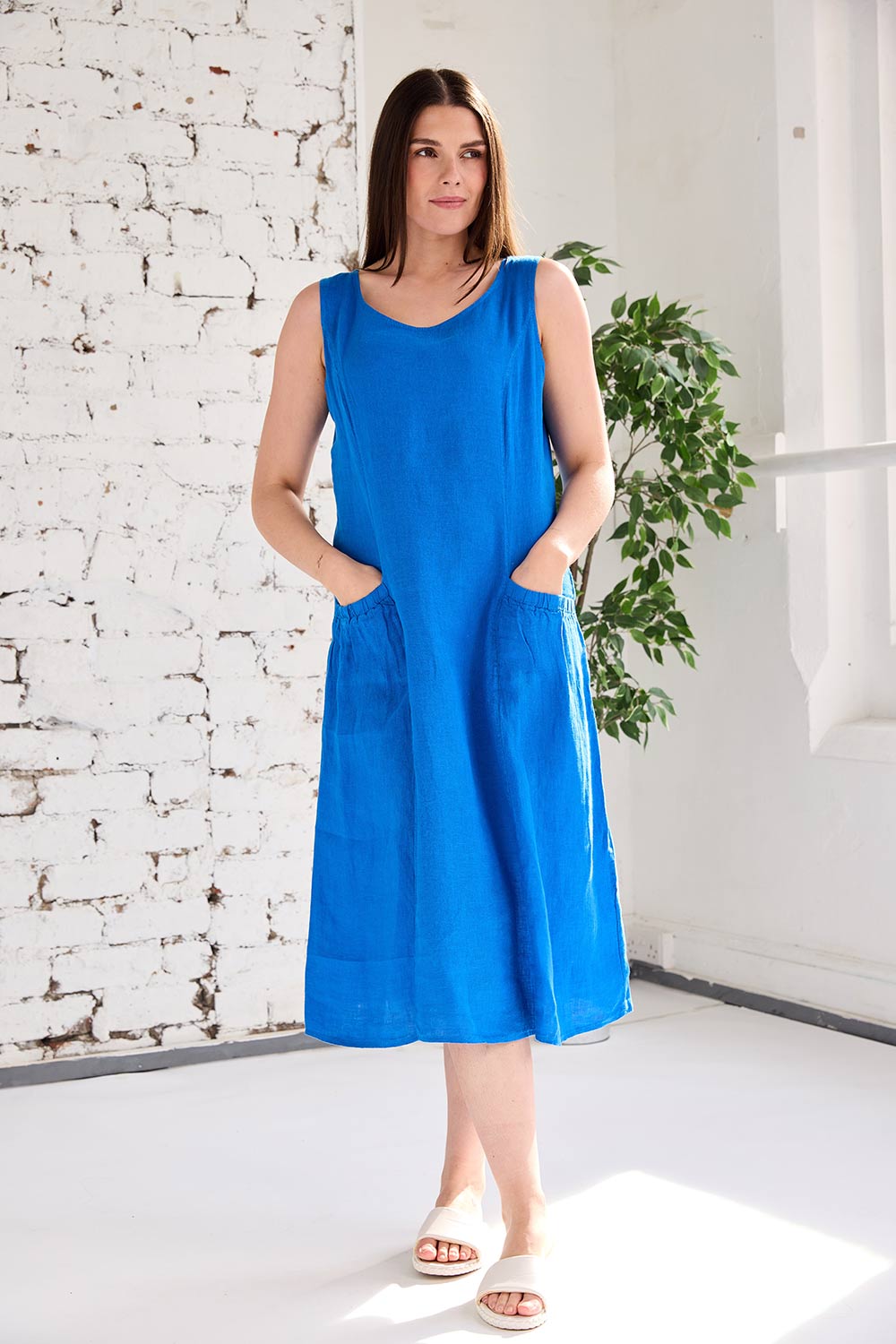 ART Ruched Pocket Sleeveless Dress