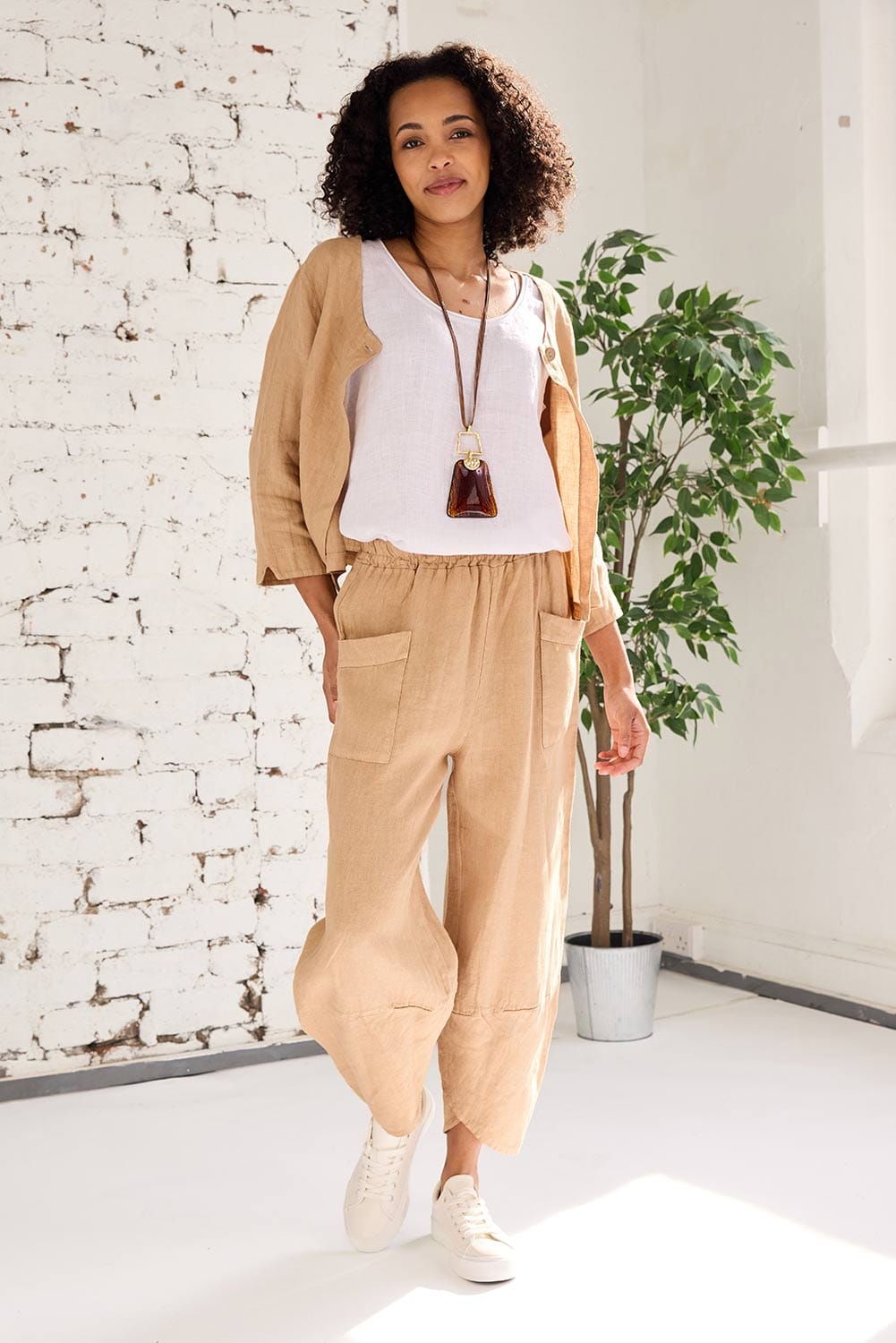 ART One-Button Crop Cardigan