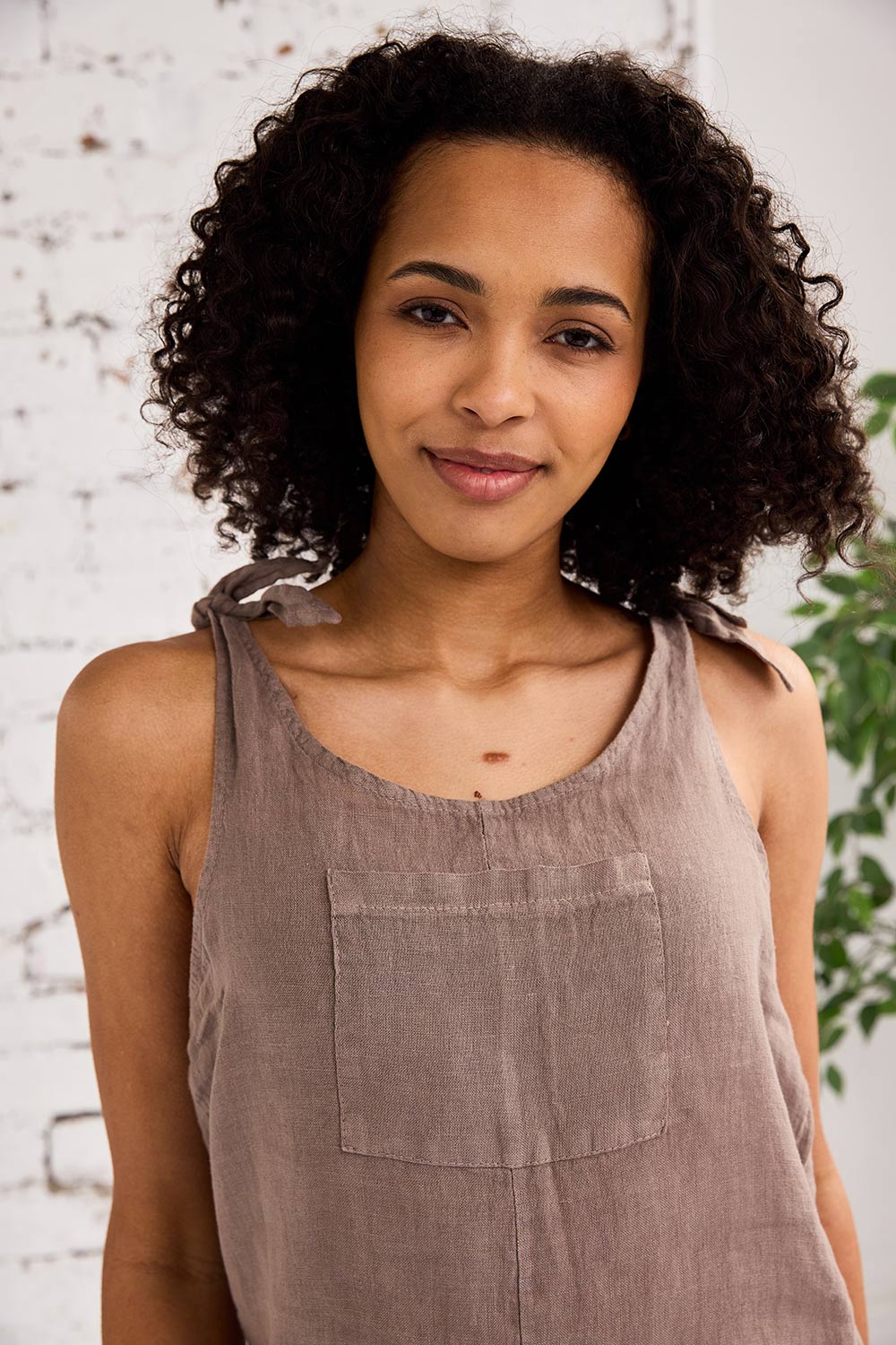 ART Tie Shoulder Pocket Top