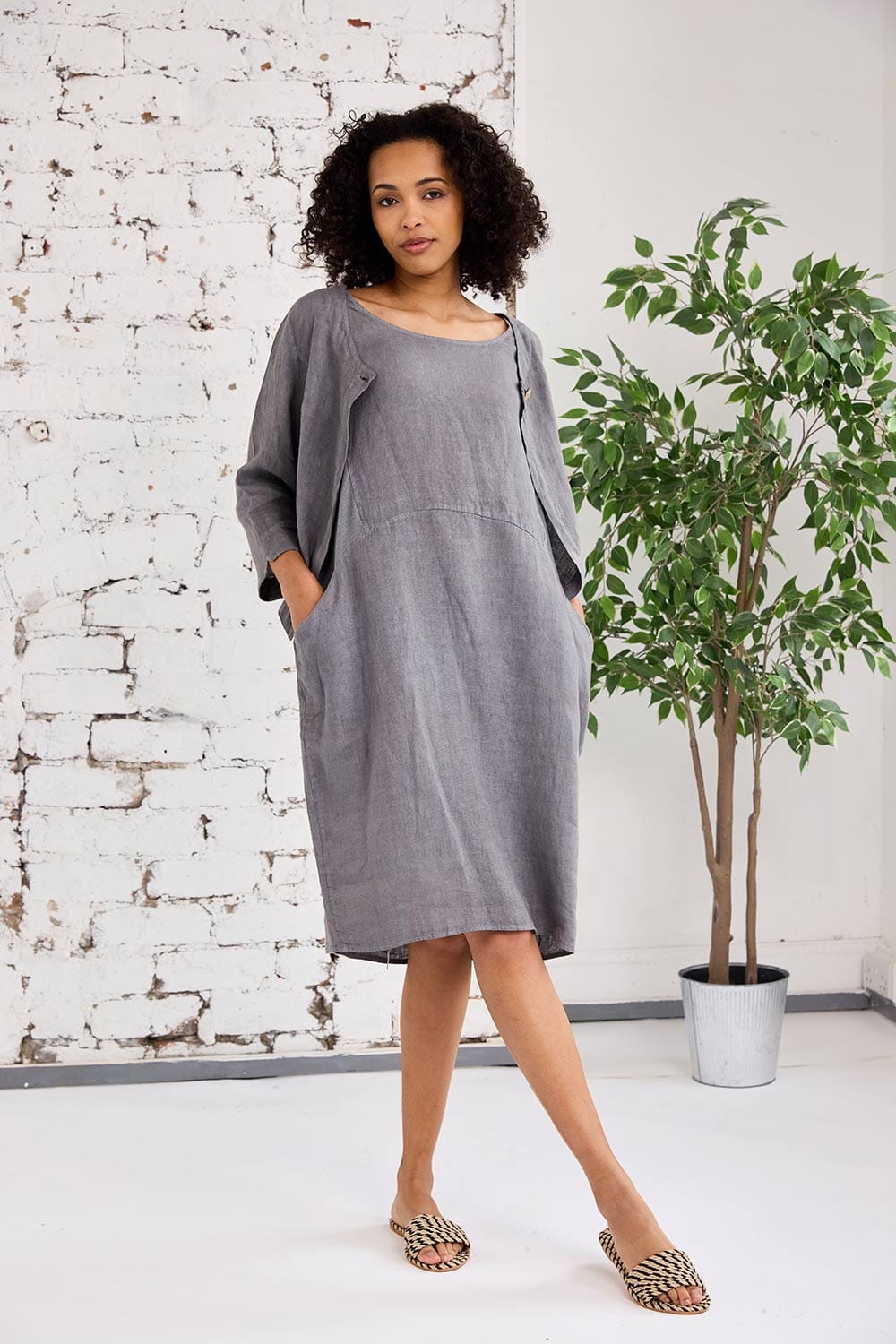 ART One-Button Crop Cardigan