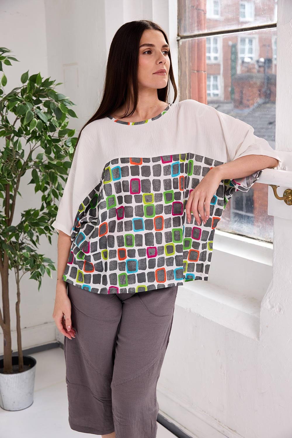 Tara Vao Square Print Top