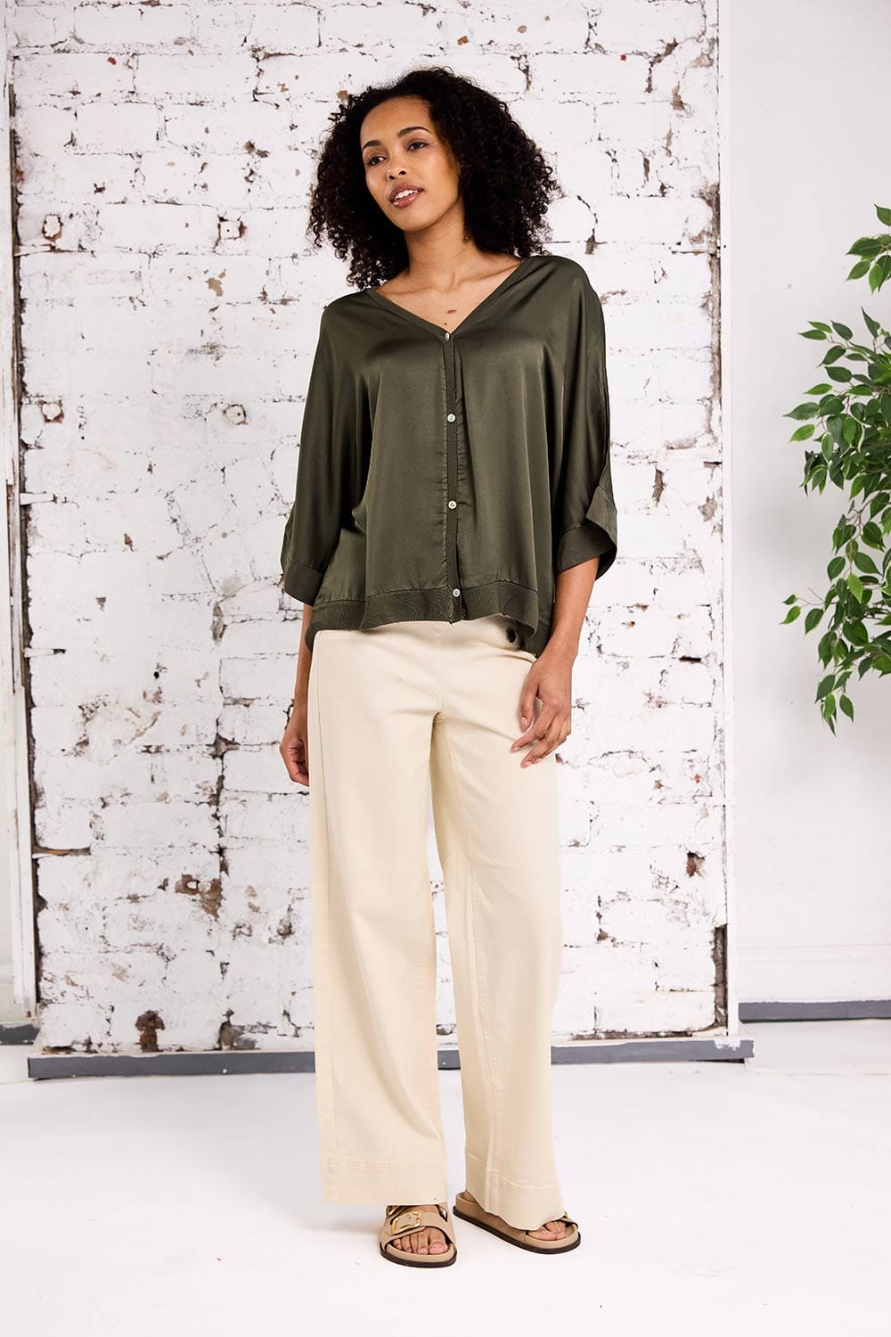 ART 4 Button Cardigan