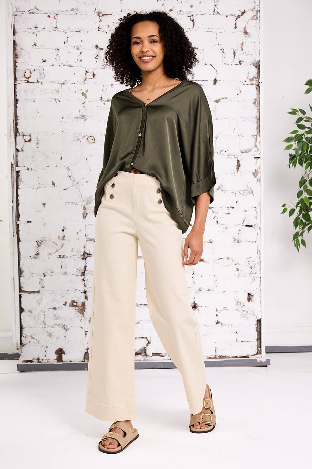 ART 4 Button Cardigan