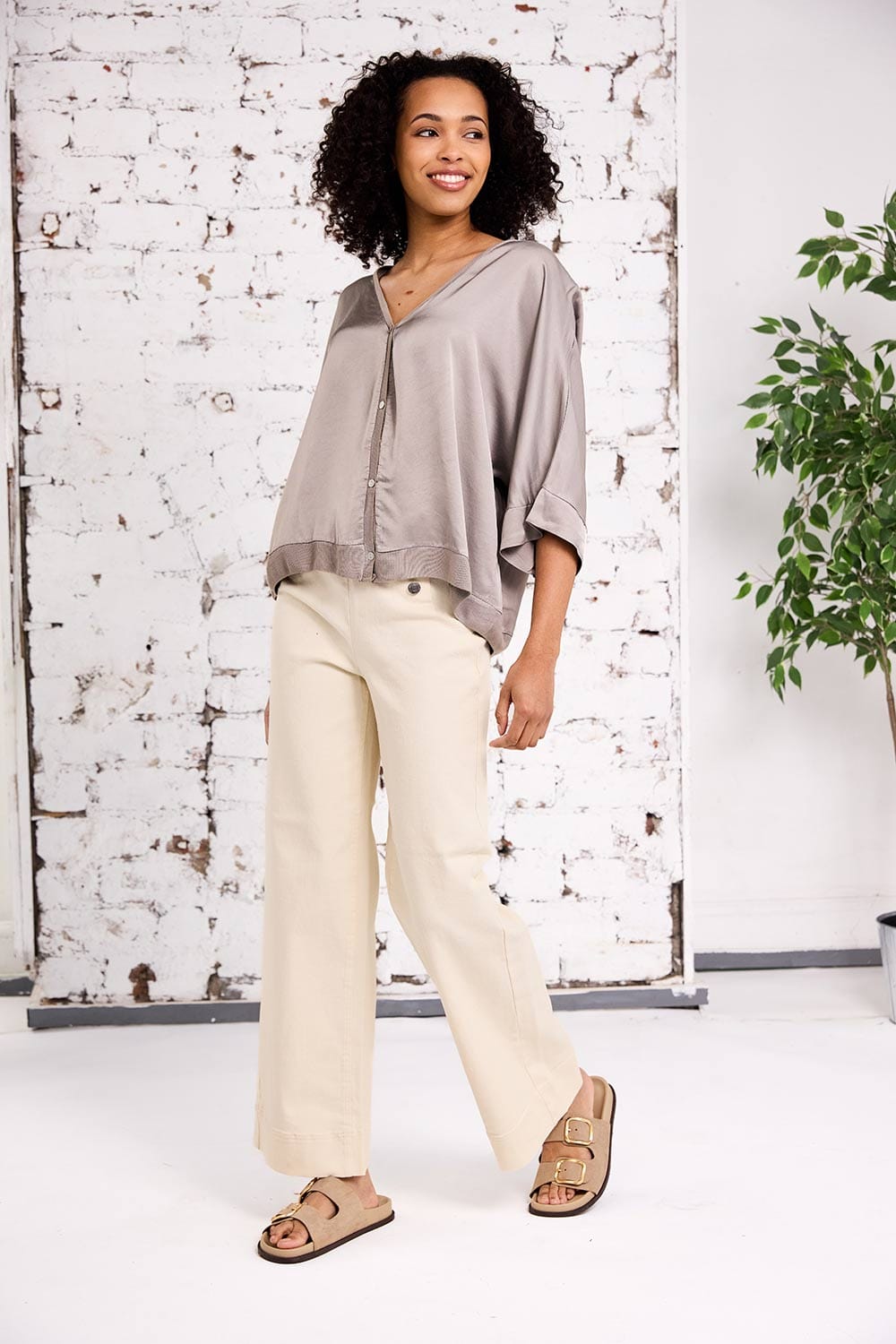 ART 4 Button Cardigan