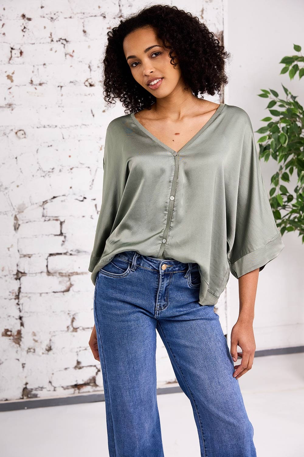 ART 4 Button Cardigan