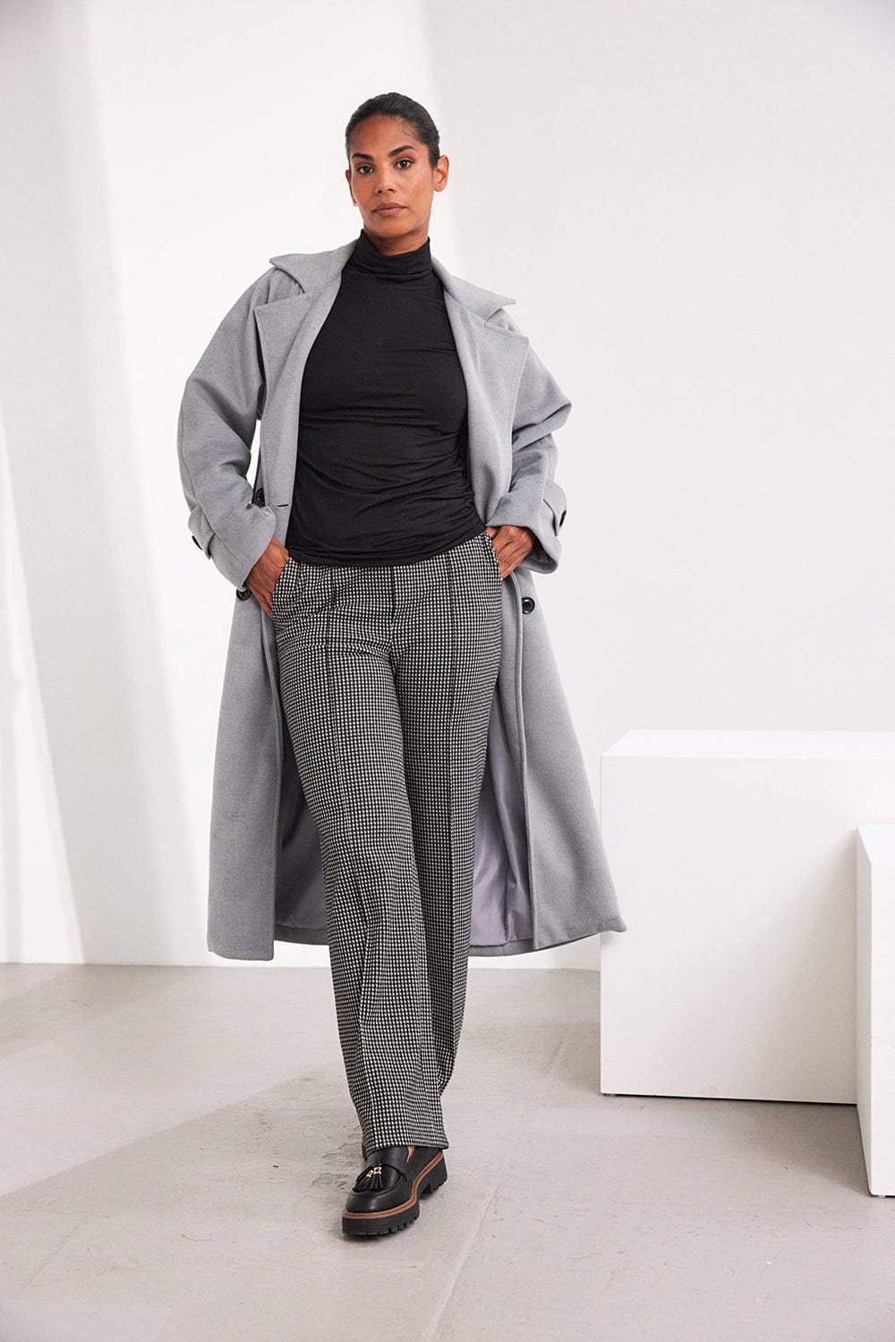 Hongo Check Parallel Leg Trouser