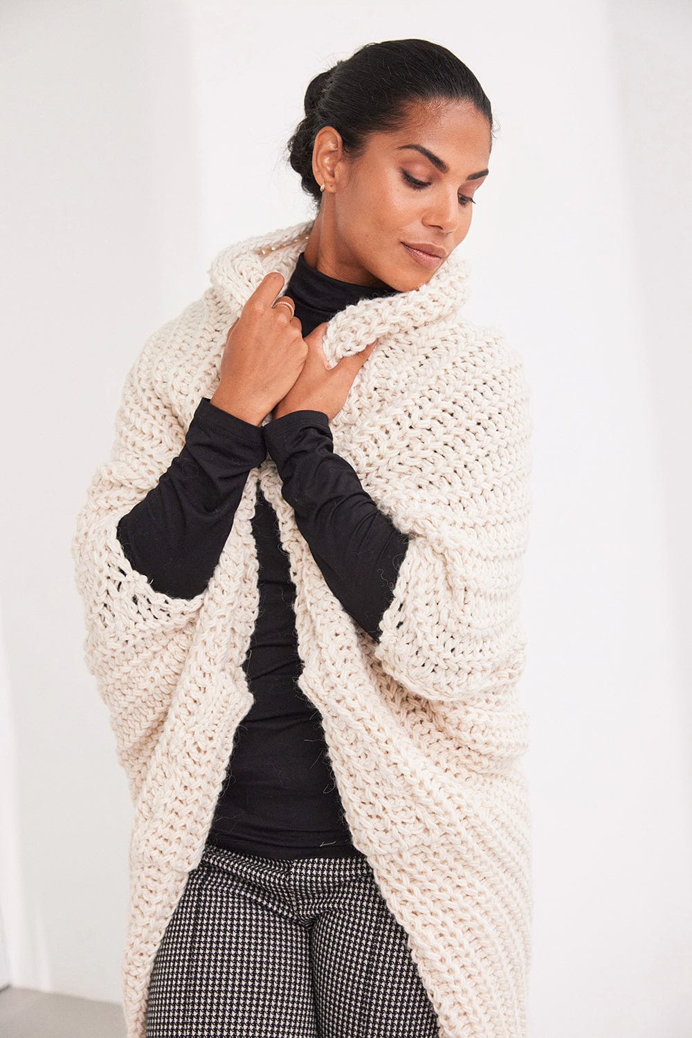 ART Long Cable Cardigan