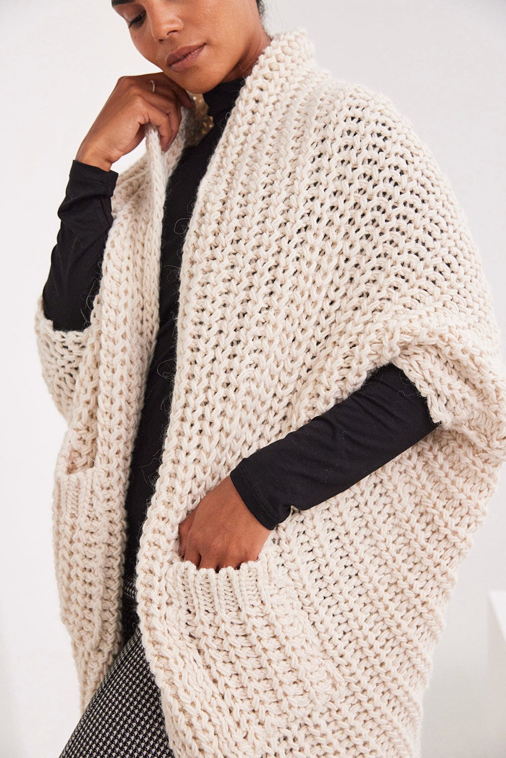 ART Long Cable Cardigan
