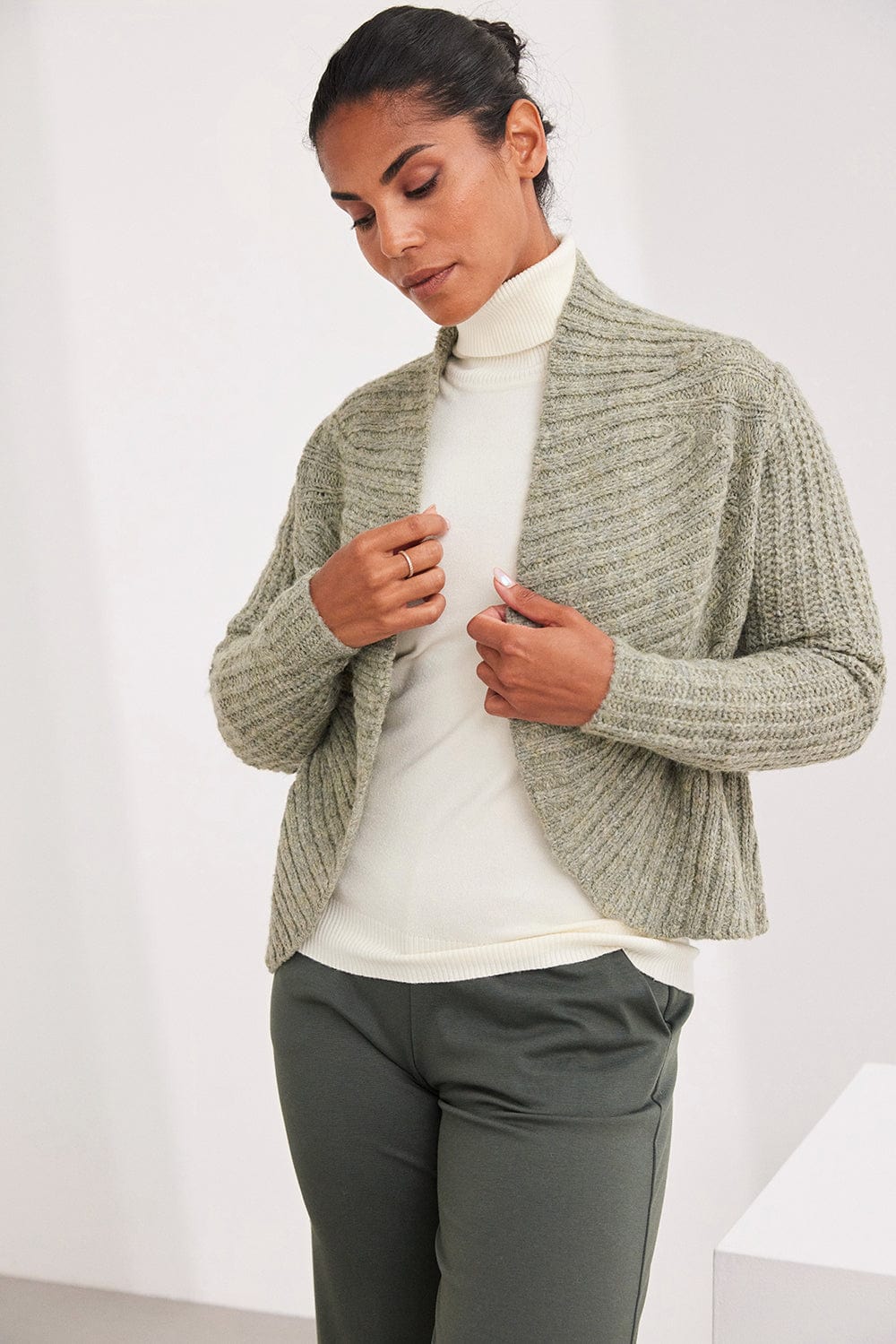 ART Knit Cardigan