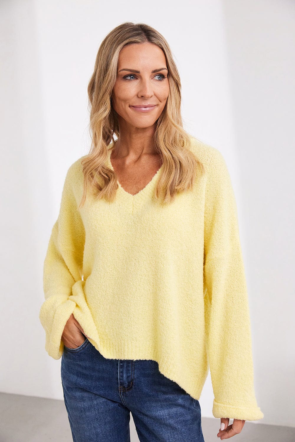 ART Boucle V-Neck