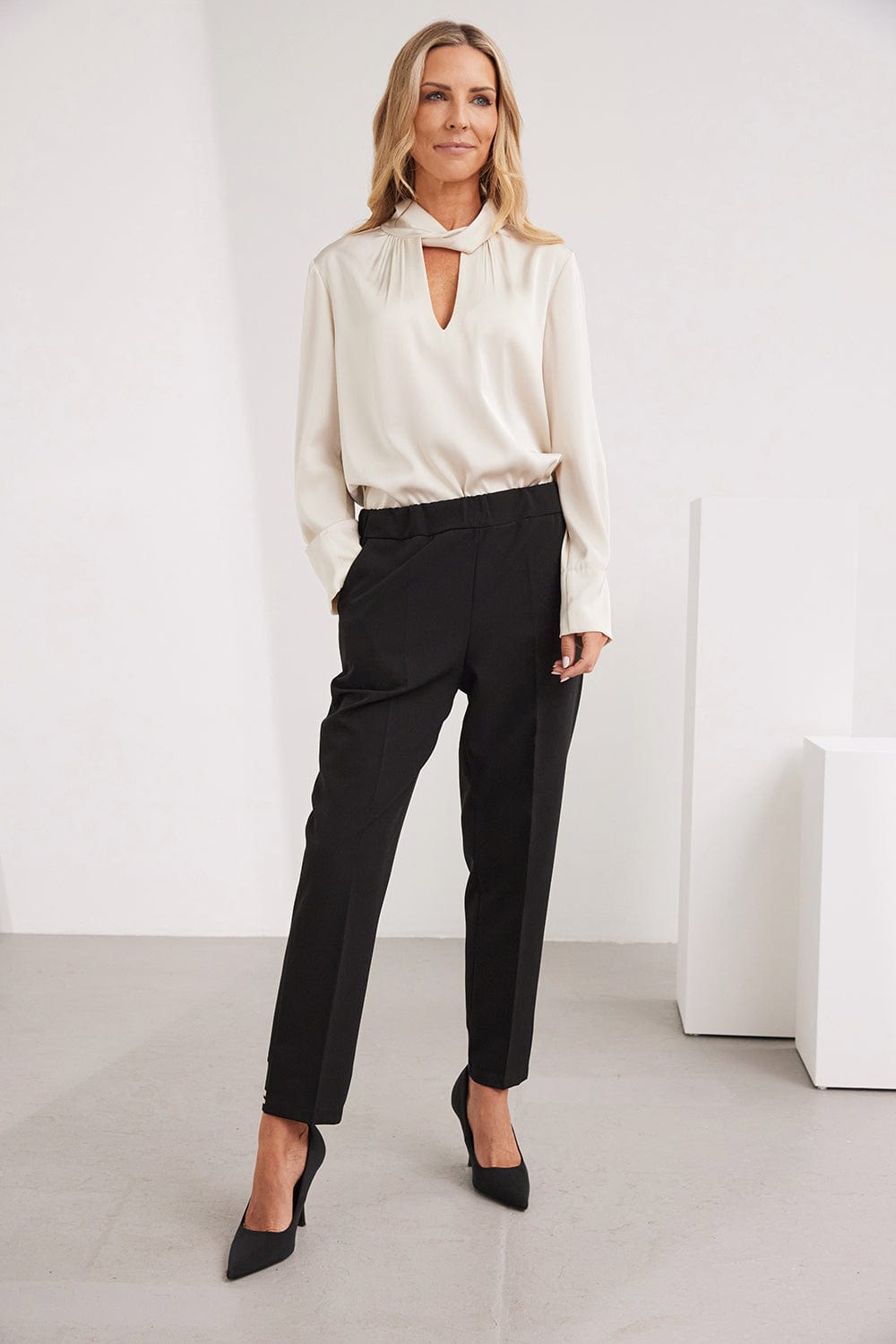 PERUZZI Long Sleeve Twist Neck Blouse