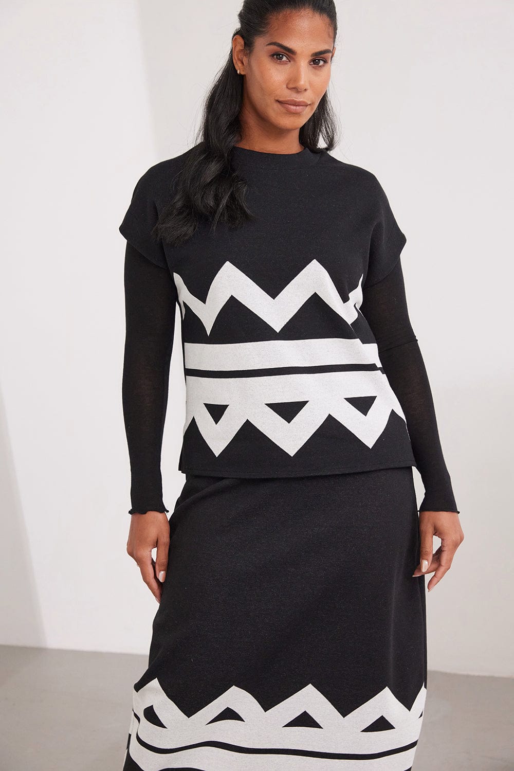 PERUZZI Zig Zag Sleeveless Top