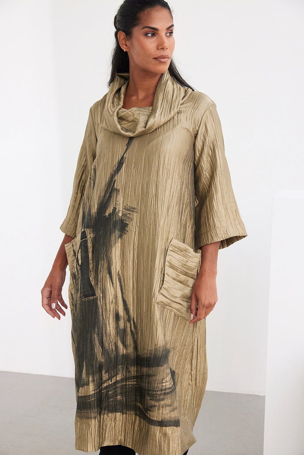 OZAI N KU Foil Dress