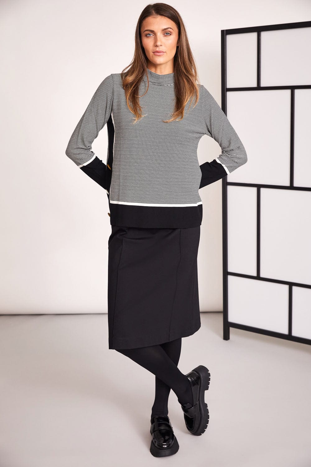 PERUZZI Slim A Line Skirt