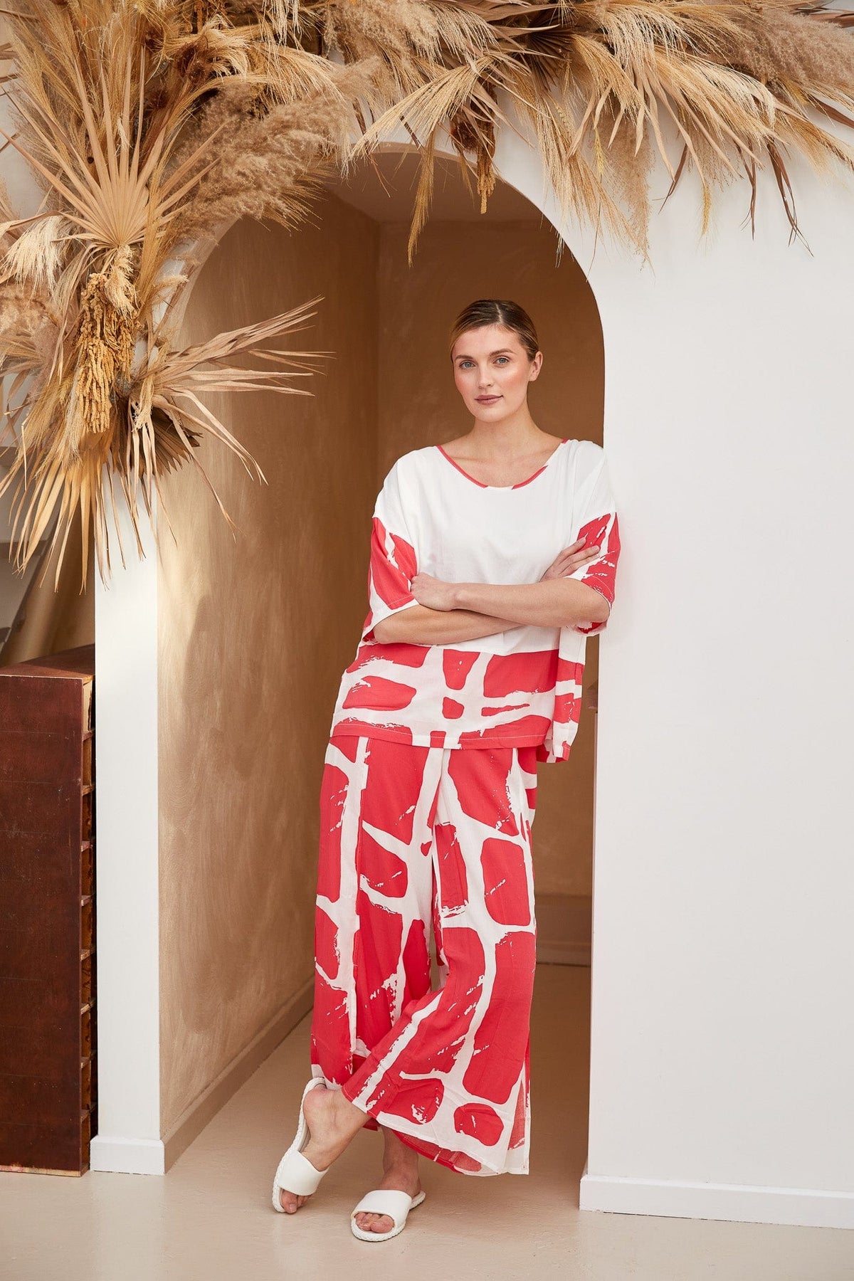Tara Vao Splat Print Border Top